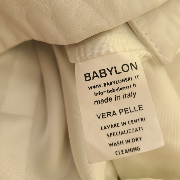 Gil Santucci Babylon white leather women's jacket sz.46 ( 8 US)double buttons - Picture 5 of 14